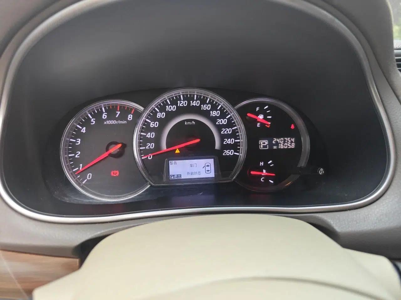 Nissan Teana 2011 2.0L XL Comfort Edition — миниатюра 12