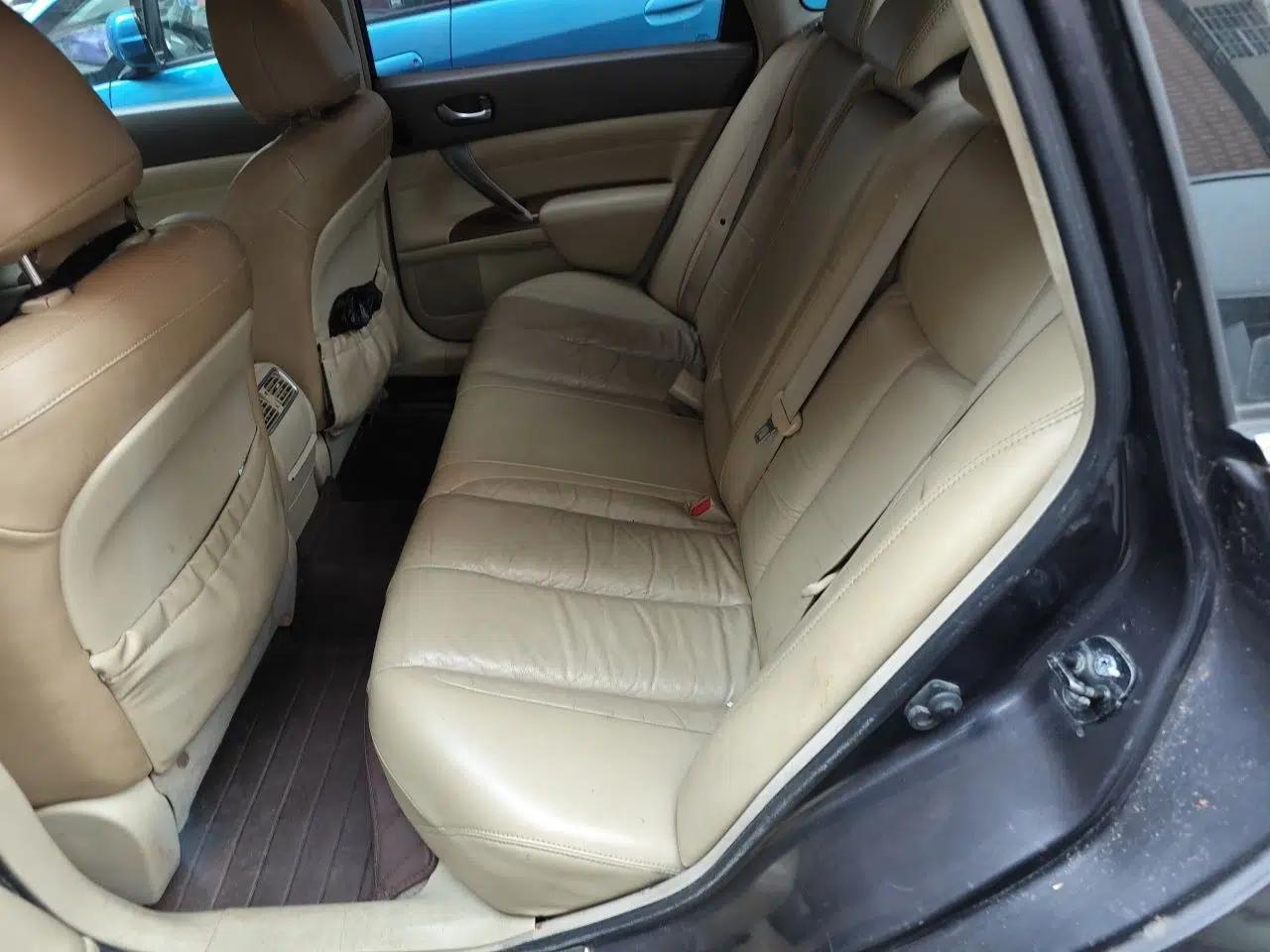 Nissan Teana 2011 2.0L XL Comfort Edition — миниатюра 17