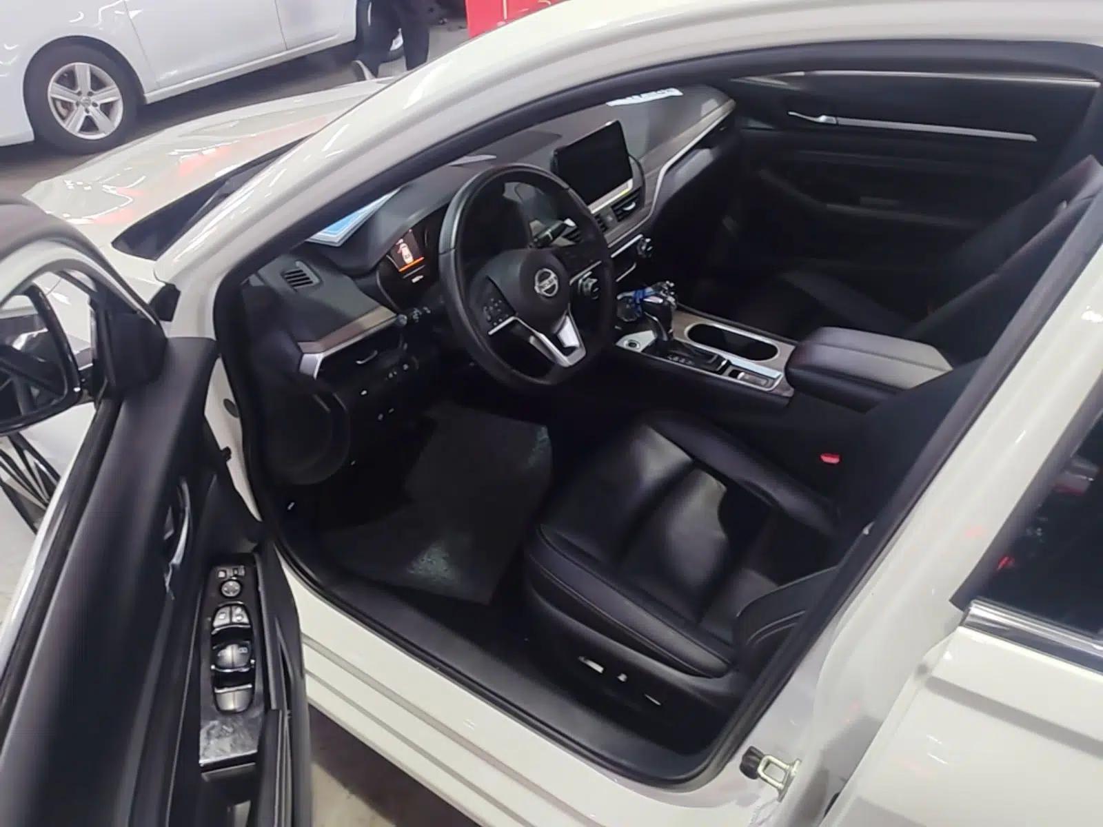 Nissan Teana 2021 2.0L XL Comfort Edition — миниатюра 17