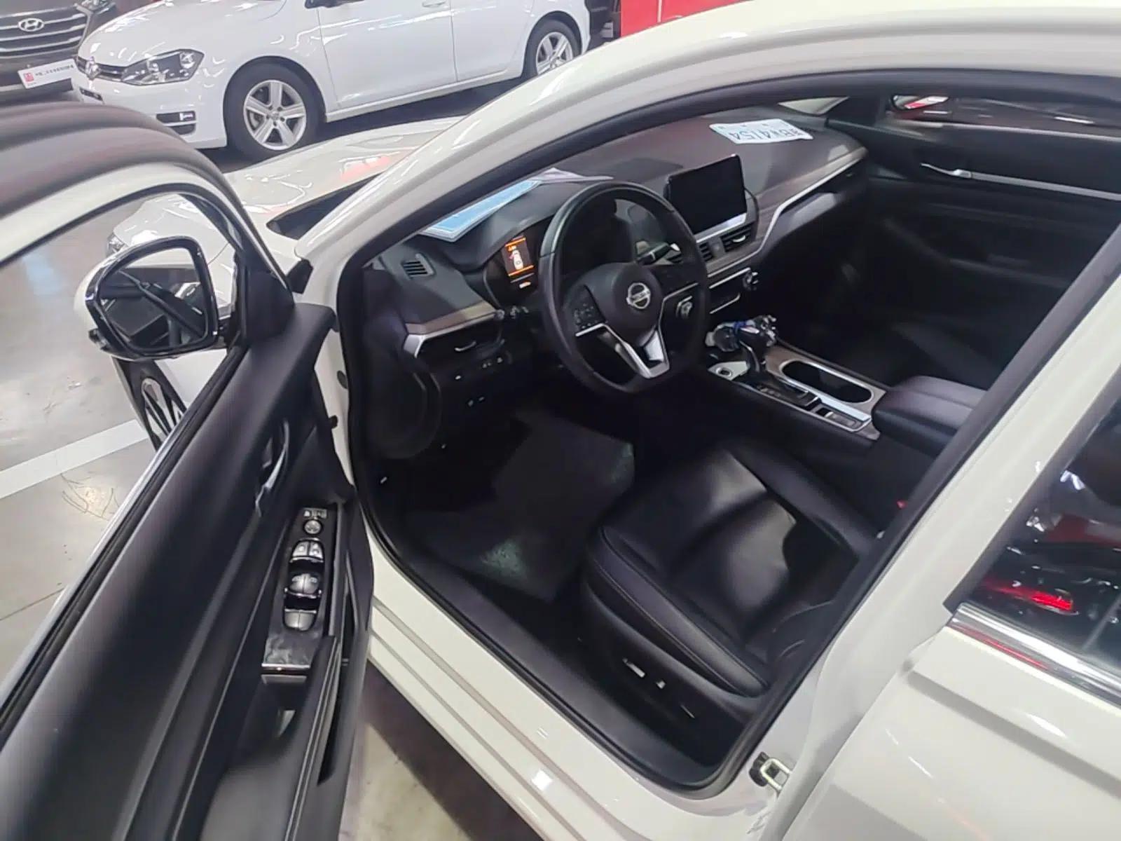 Nissan Teana 2021 2.0L XL Comfort Edition — миниатюра 18