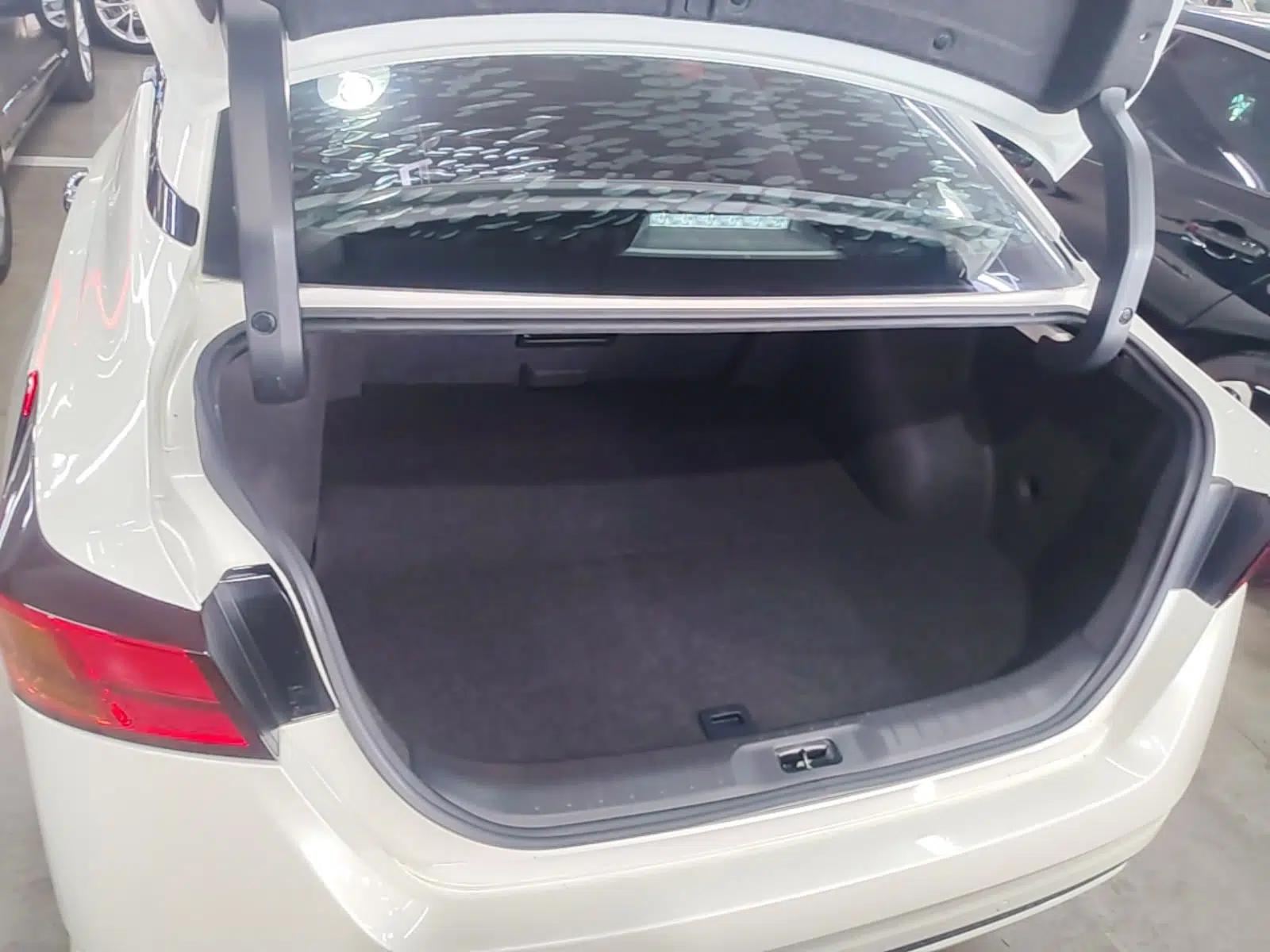 Nissan Teana 2021 2.0L XL Comfort Edition — миниатюра 22