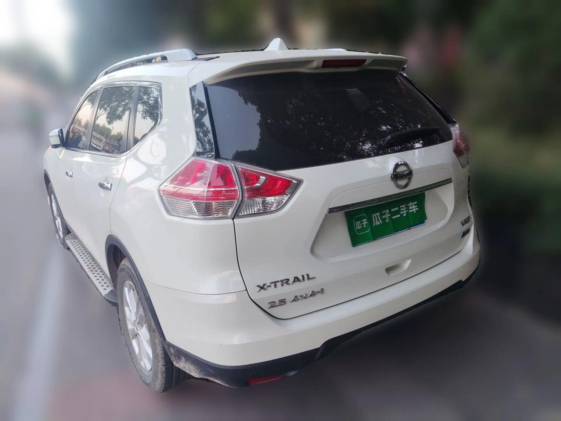 Nissan X-Trail 2014 2.5L CVT Luxury Edition 4WD — миниатюра 4