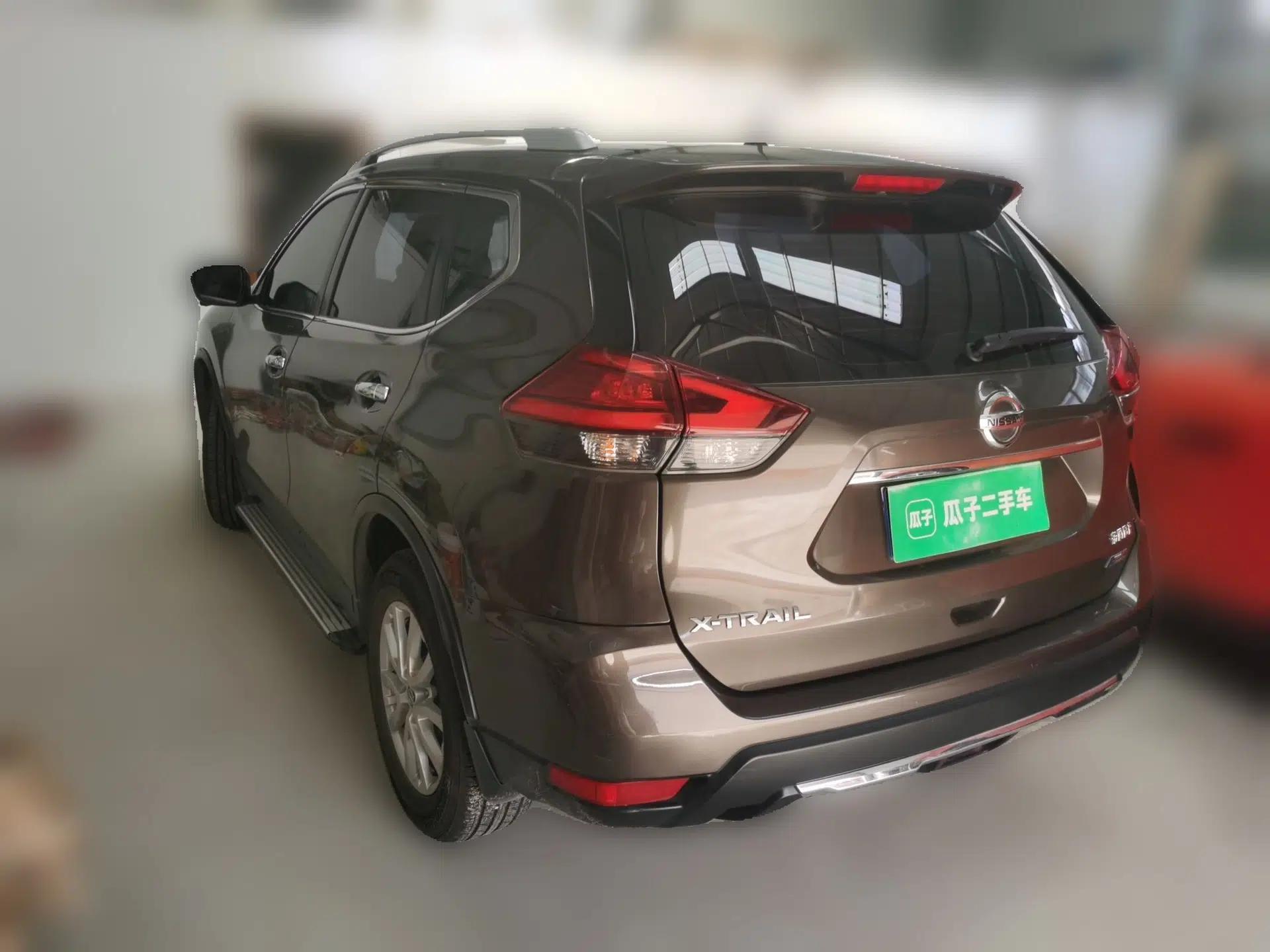 Nissan X-Trail 2017 2.0L CVT Comfort Edition 2WD — миниатюра 4