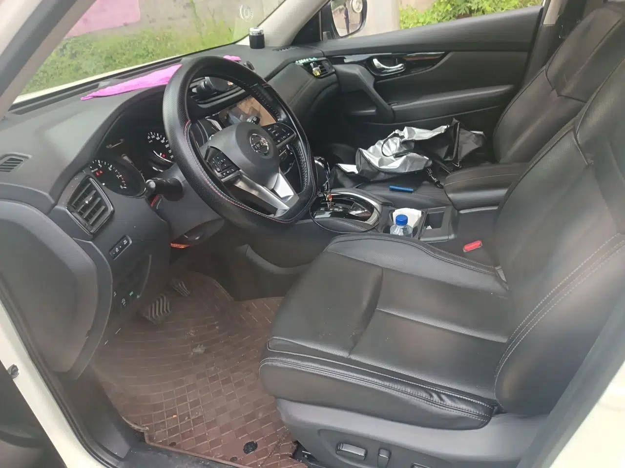 Nissan X-Trail 2021 2.0L CVT 2WD XL Premium Commemorative Edition — миниатюра 15