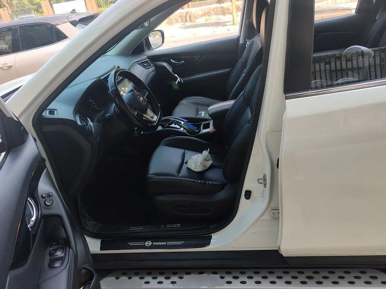 Nissan X-Trail 2021 2.0L CVT 2WD XL ITS SmartConnect Comfort Edition — миниатюра 15