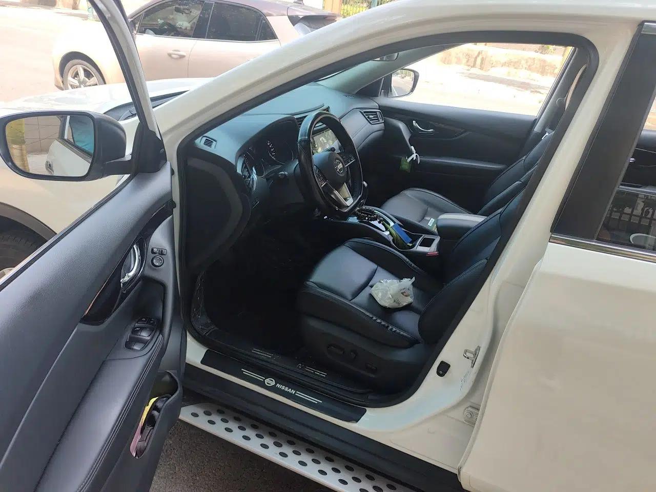Nissan X-Trail 2021 2.0L CVT 2WD XL ITS SmartConnect Comfort Edition — миниатюра 16