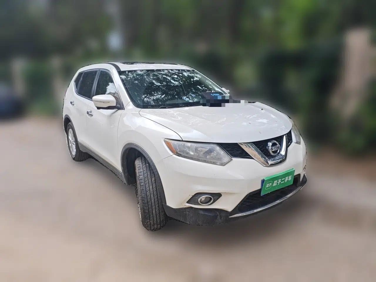 Nissan X-Trail 2015 2.0L CVT Comfort MAX Edition 2WD — миниатюра 3