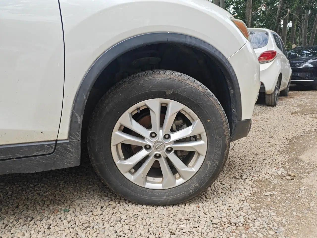 Nissan X-Trail 2015 2.0L CVT Comfort MAX Edition 2WD — миниатюра 8