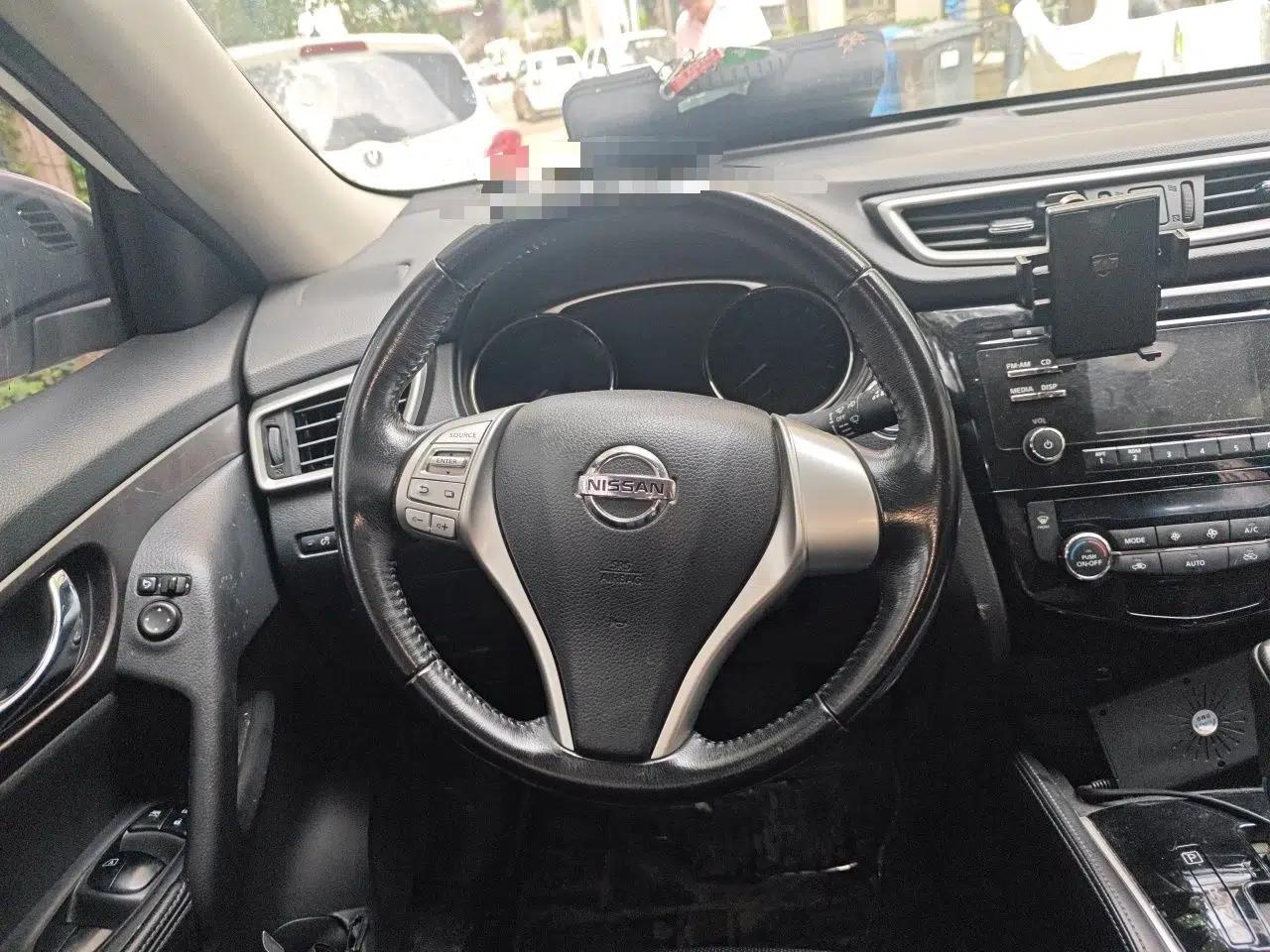 Nissan X-Trail 2015 2.0L CVT Comfort MAX Edition 2WD — миниатюра 10