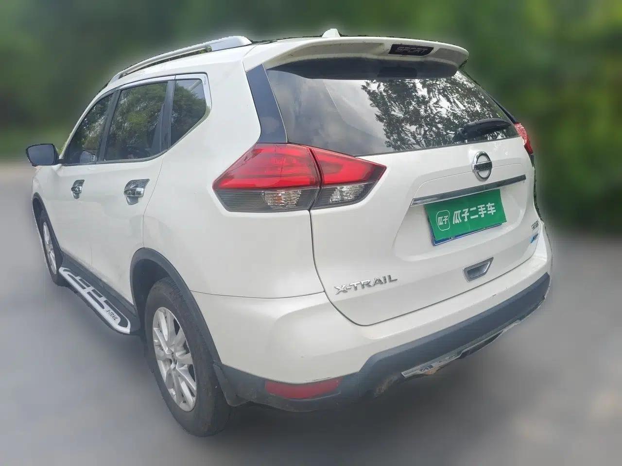 Nissan X-Trail 2017 2.0L CVT Comfort Edition 2WD — миниатюра 4