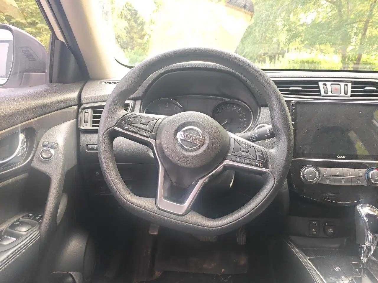 Nissan X-Trail 2017 2.0L CVT Comfort Edition 2WD — миниатюра 10
