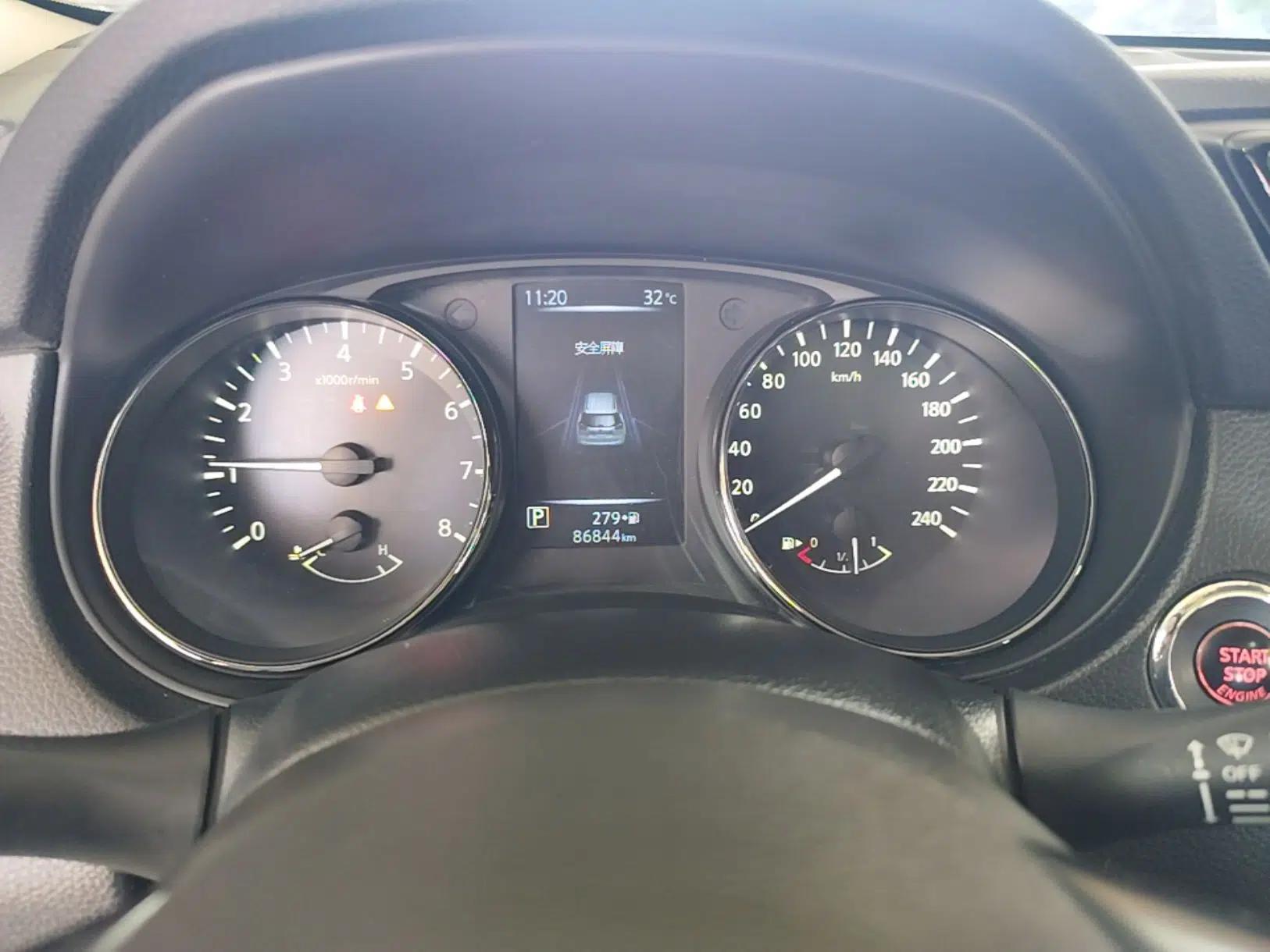 Nissan X-Trail 2022 2.0L Two-Wheel Drive Smart Connect Premium Edition — миниатюра 14
