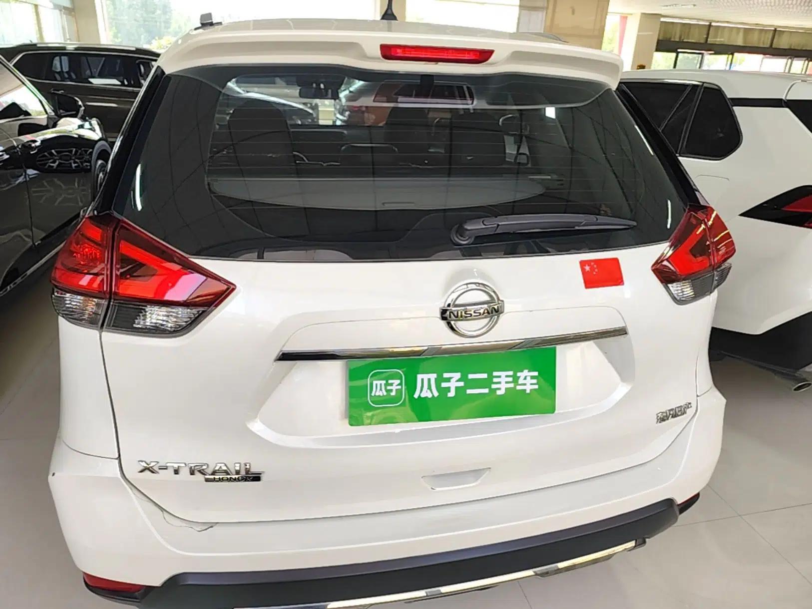 Nissan X-Trail 2022 2.0L Two-Wheel Drive Smart Connect Premium Edition — миниатюра 5
