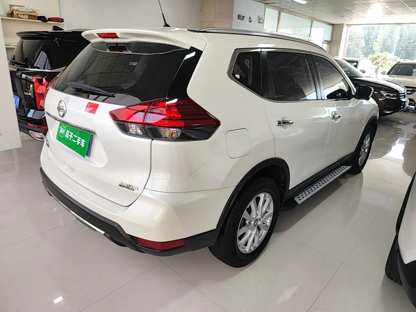 Nissan X-Trail 2022 2.0L Two-Wheel Drive Smart Connect Premium Edition — миниатюра 6