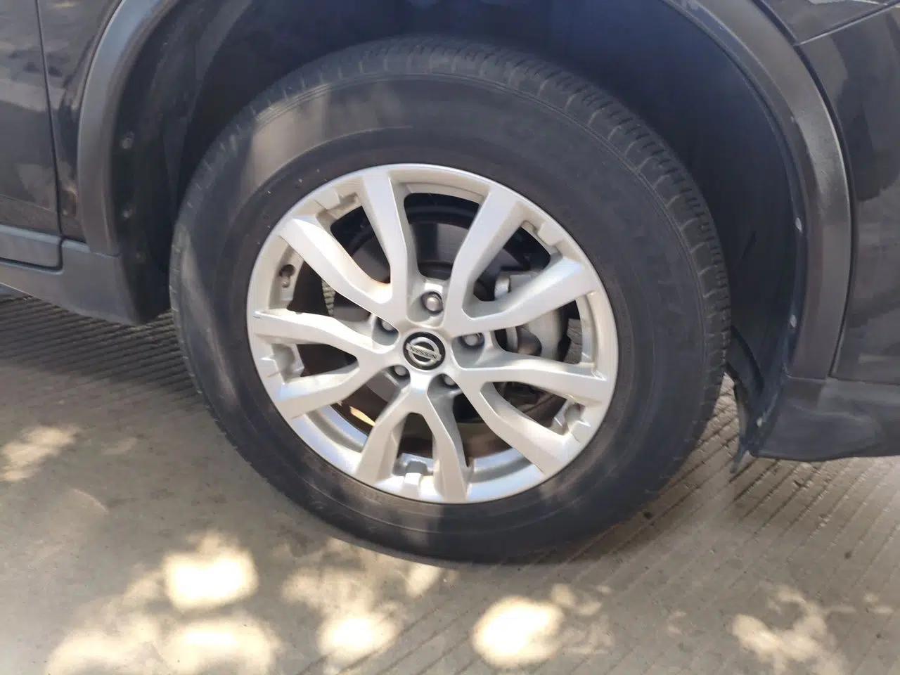 Nissan X-Trail 2019 2.0L CVT Smart Connect Comfort Edition 2WD — миниатюра 8