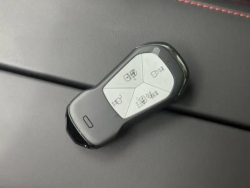 XPeng P7 2022 625E — миниатюра 11