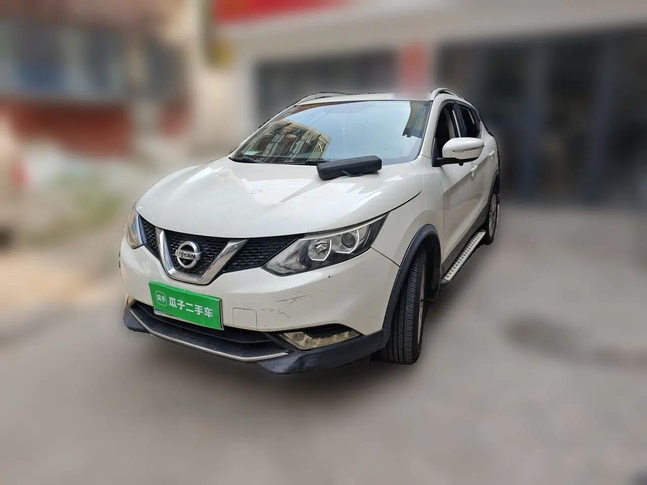 Nissan Qashqai 2016 1.2T Manual Fashion Edition — миниатюра 1