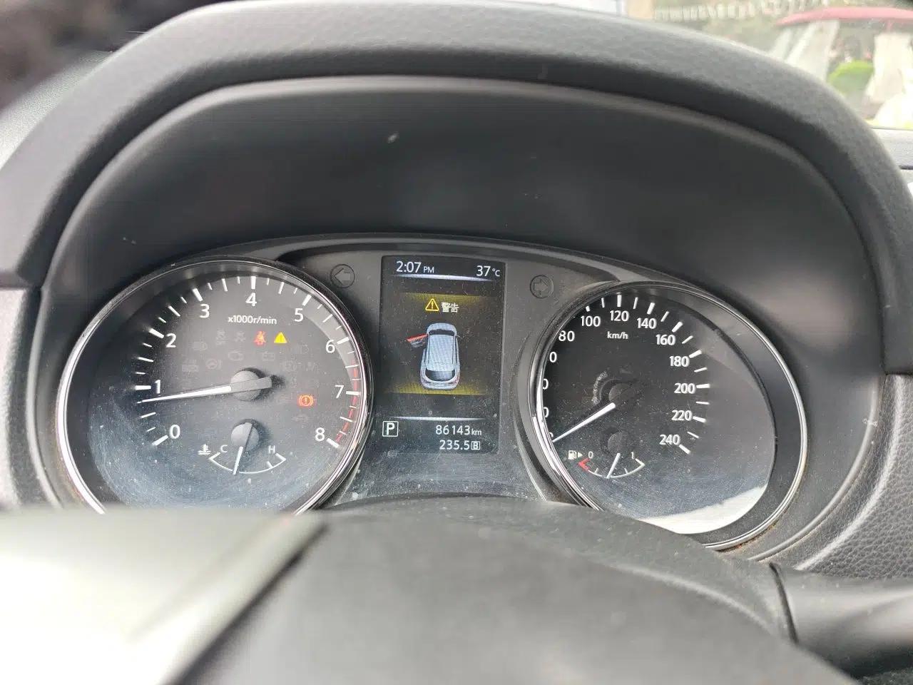 Nissan Qashqai 2016 2.0L CVT Elite Edition — миниатюра 11