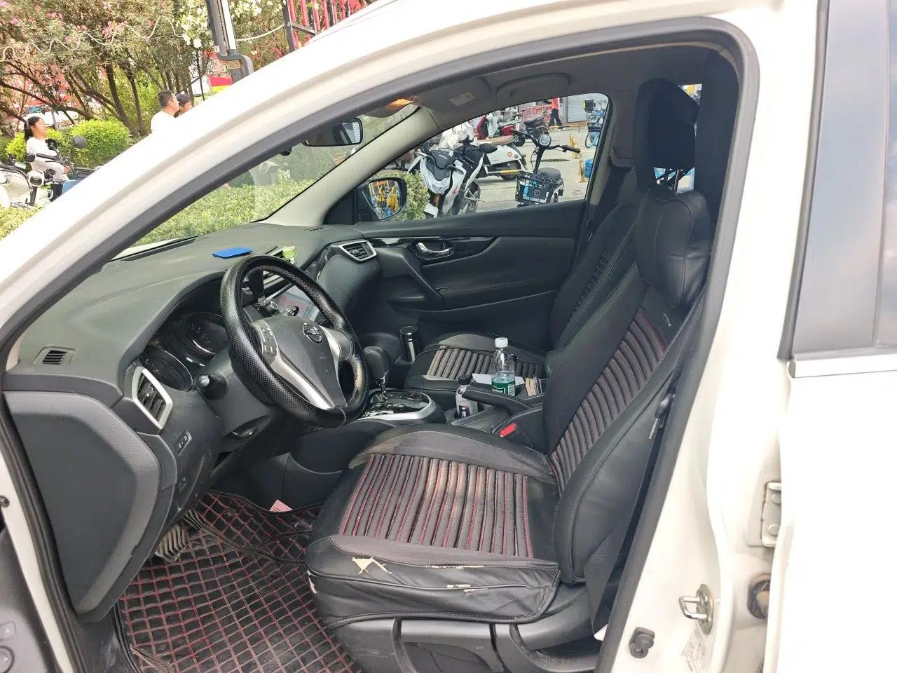 Nissan Qashqai 2016 2.0L CVT Elite Edition — миниатюра 15