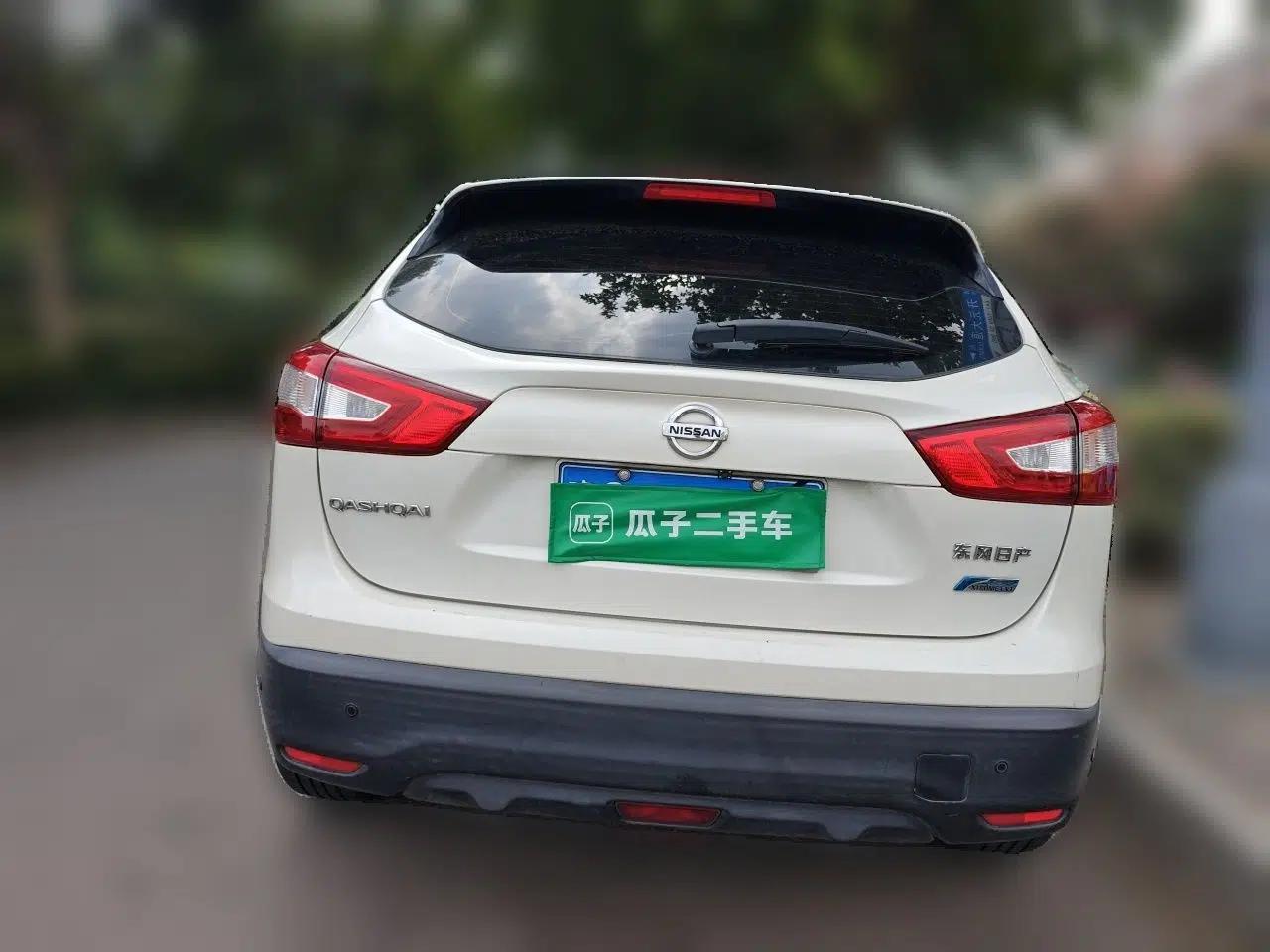 Nissan Qashqai 2016 2.0L CVT Elite Edition — миниатюра 5
