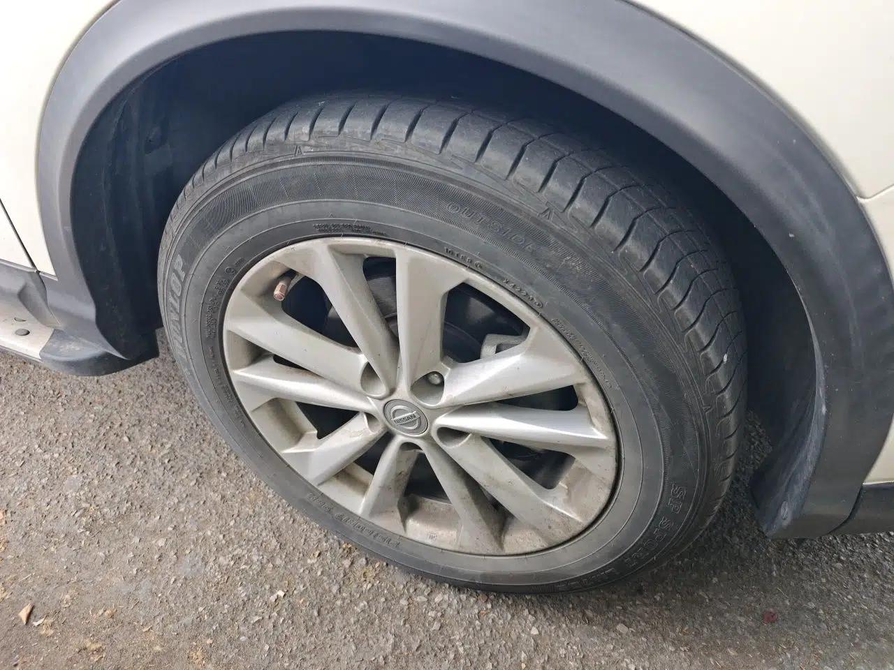 Nissan Qashqai 2016 2.0L CVT Elite Edition — миниатюра 8