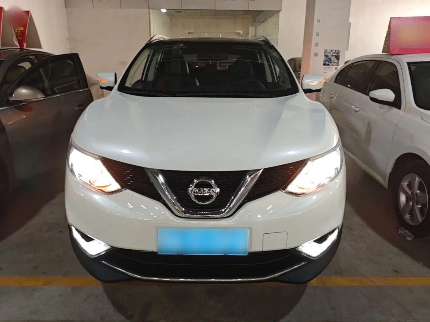 Nissan Qashqai 2017 2.0L CVT Luxury Edition China VI Standard — миниатюра 2