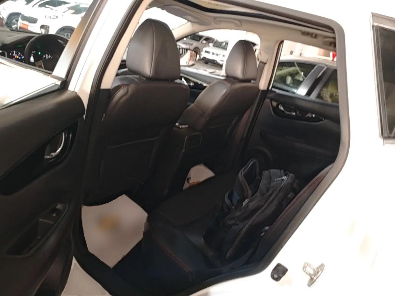 Nissan Qashqai 2017 2.0L CVT Luxury Edition China VI Standard — миниатюра 20