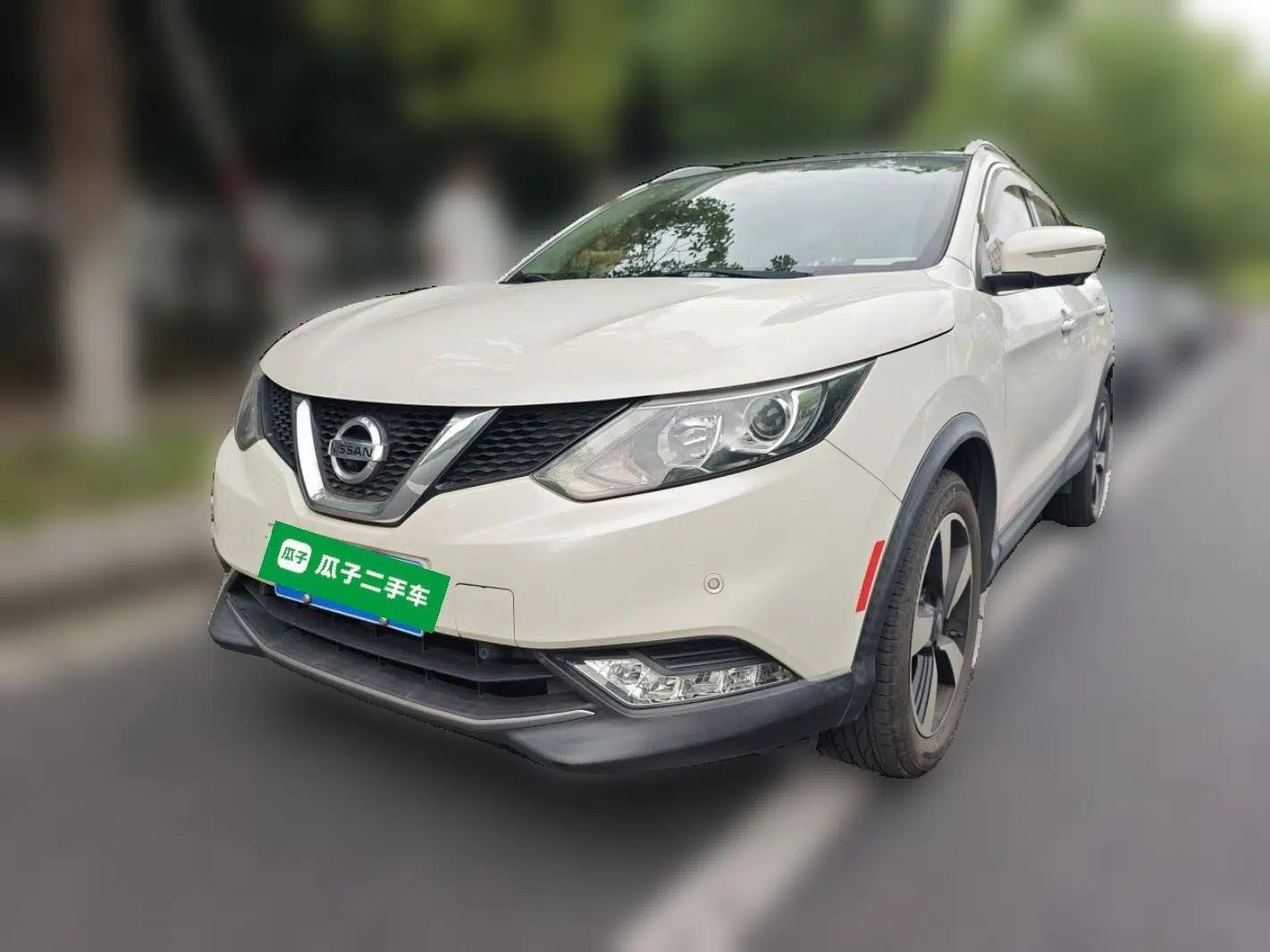 Nissan Qashqai 2016 2.0L CVT Flagship Edition — миниатюра 1