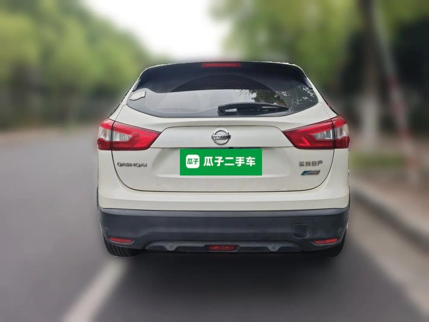 Nissan Qashqai 2016 2.0L CVT Flagship Edition — миниатюра 3