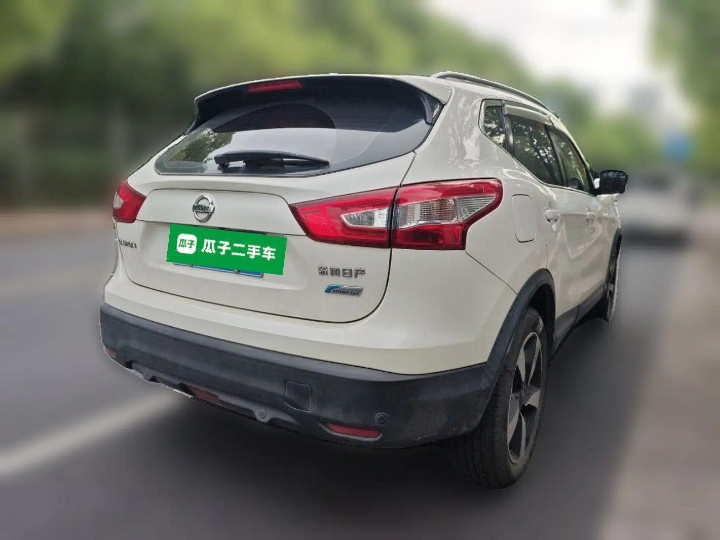 Nissan Qashqai 2016 2.0L CVT Flagship Edition — миниатюра 4