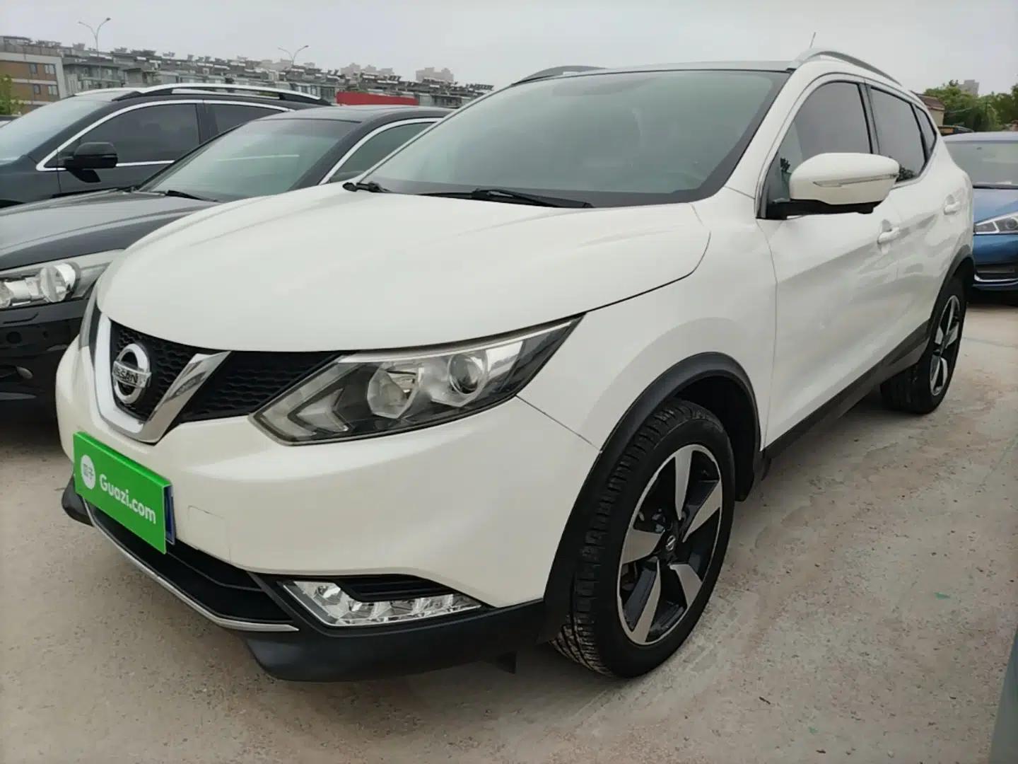 Nissan Qashqai 2016 2.0L CVT Luxury Edition — миниатюра 1