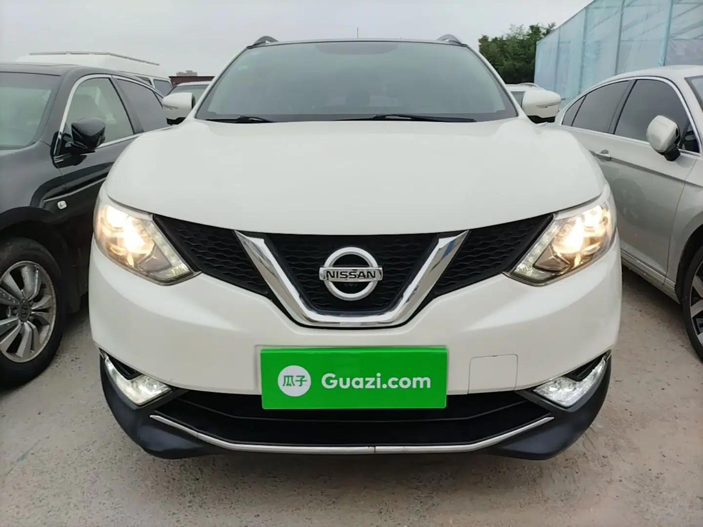 Nissan Qashqai 2016 2.0L CVT Luxury Edition — миниатюра 2