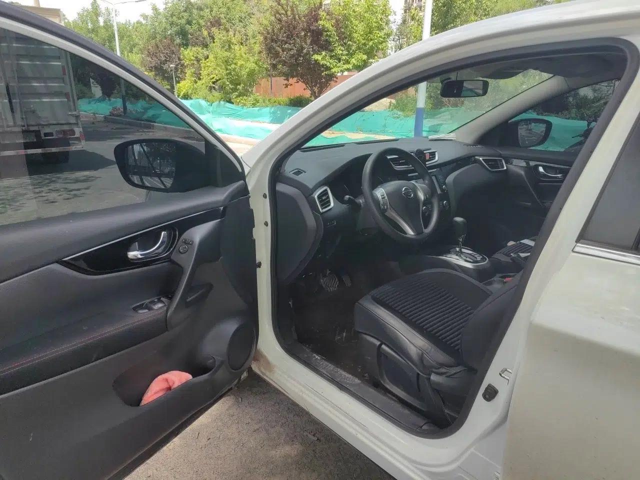 Nissan Qashqai 2017 2.0L CVT Elite Edition China V Standard — миниатюра 16