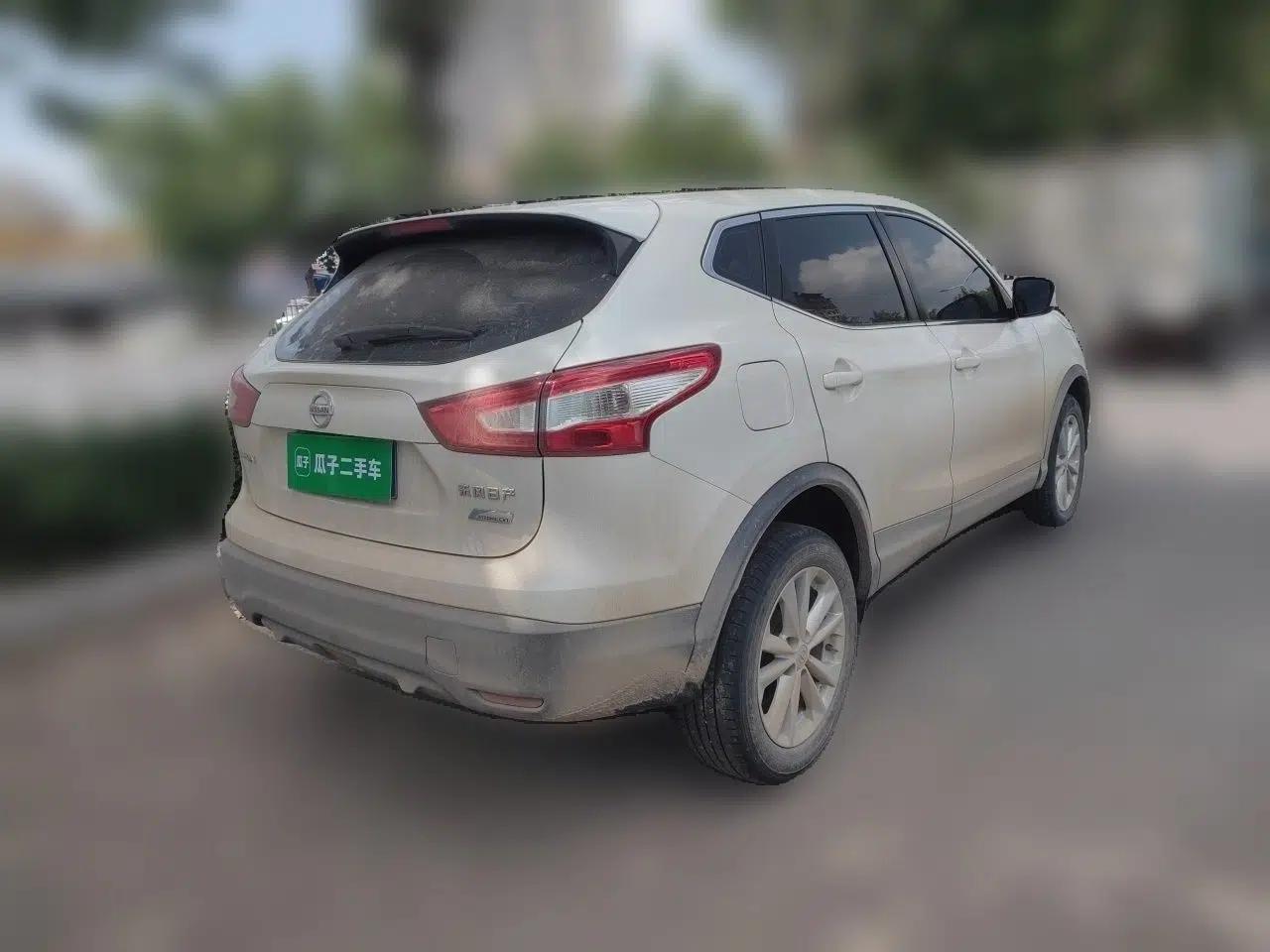 Nissan Qashqai 2017 2.0L CVT Elite Edition China V Standard — миниатюра 6