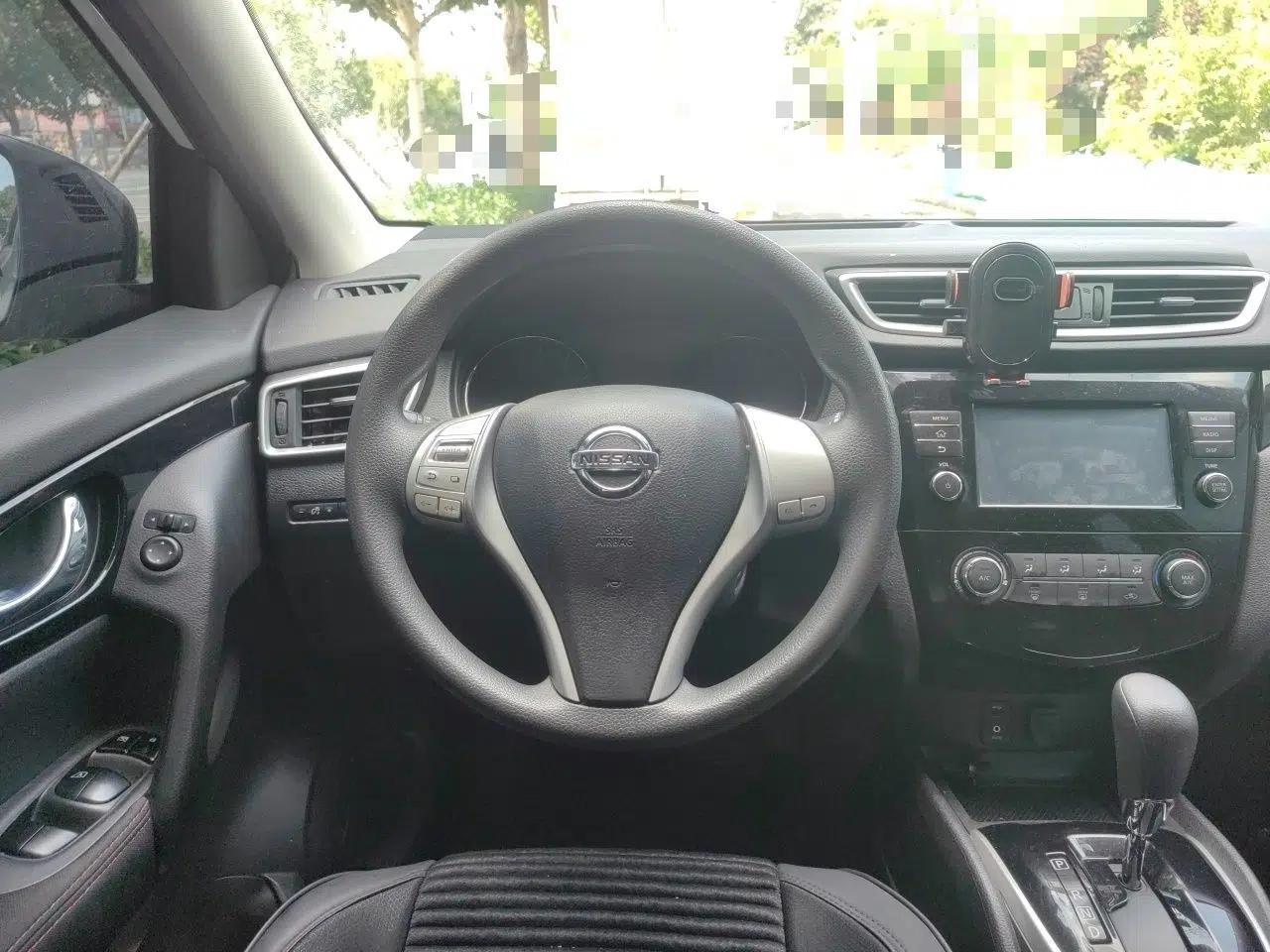 Nissan Qashqai 2017 2.0L CVT Elite Edition China V Standard — миниатюра 10