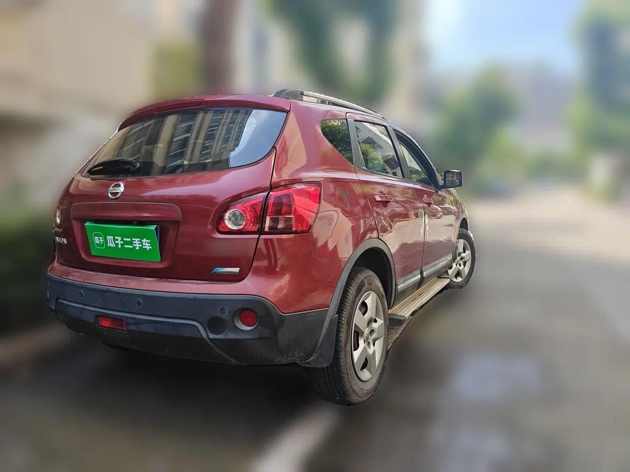 Nissan Qashqai 2012 1.6XE Wind 5MT 2WD — миниатюра 6