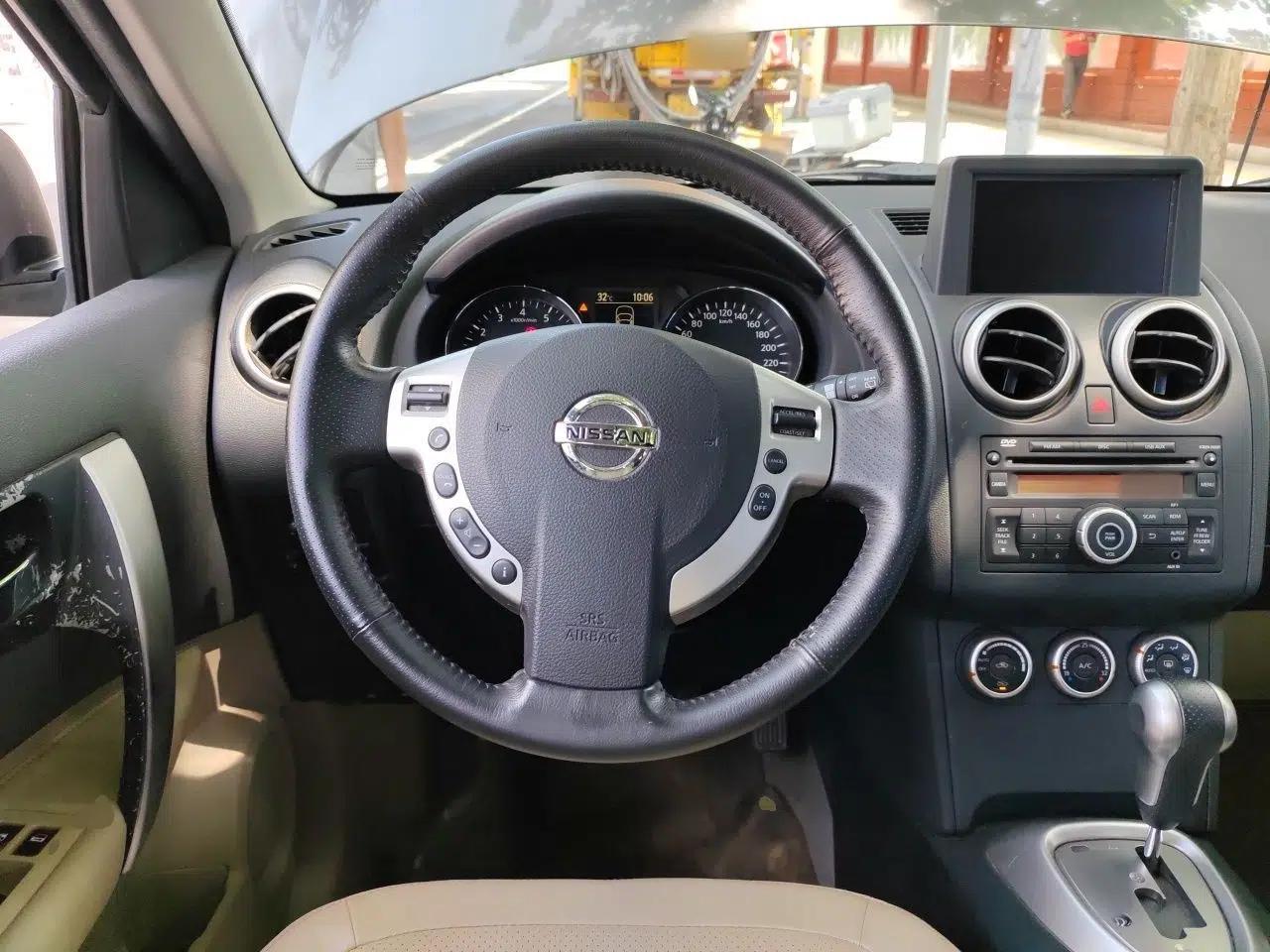 Nissan Qashqai 2012 2.0 XV LE CVT 2WD — миниатюра 10