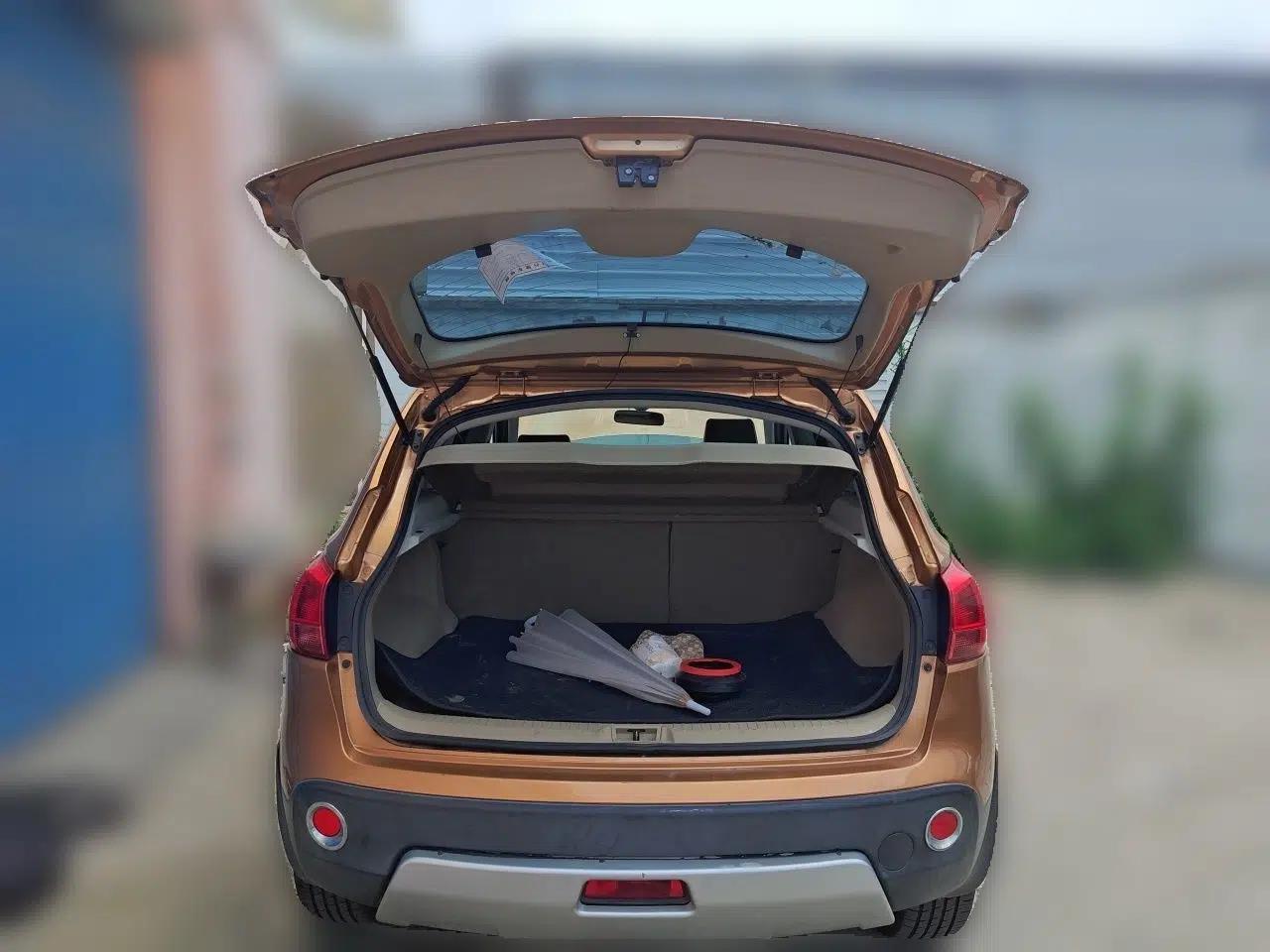 Nissan Qashqai 2012 2.0 XV LE CVT 2WD — миниатюра 19