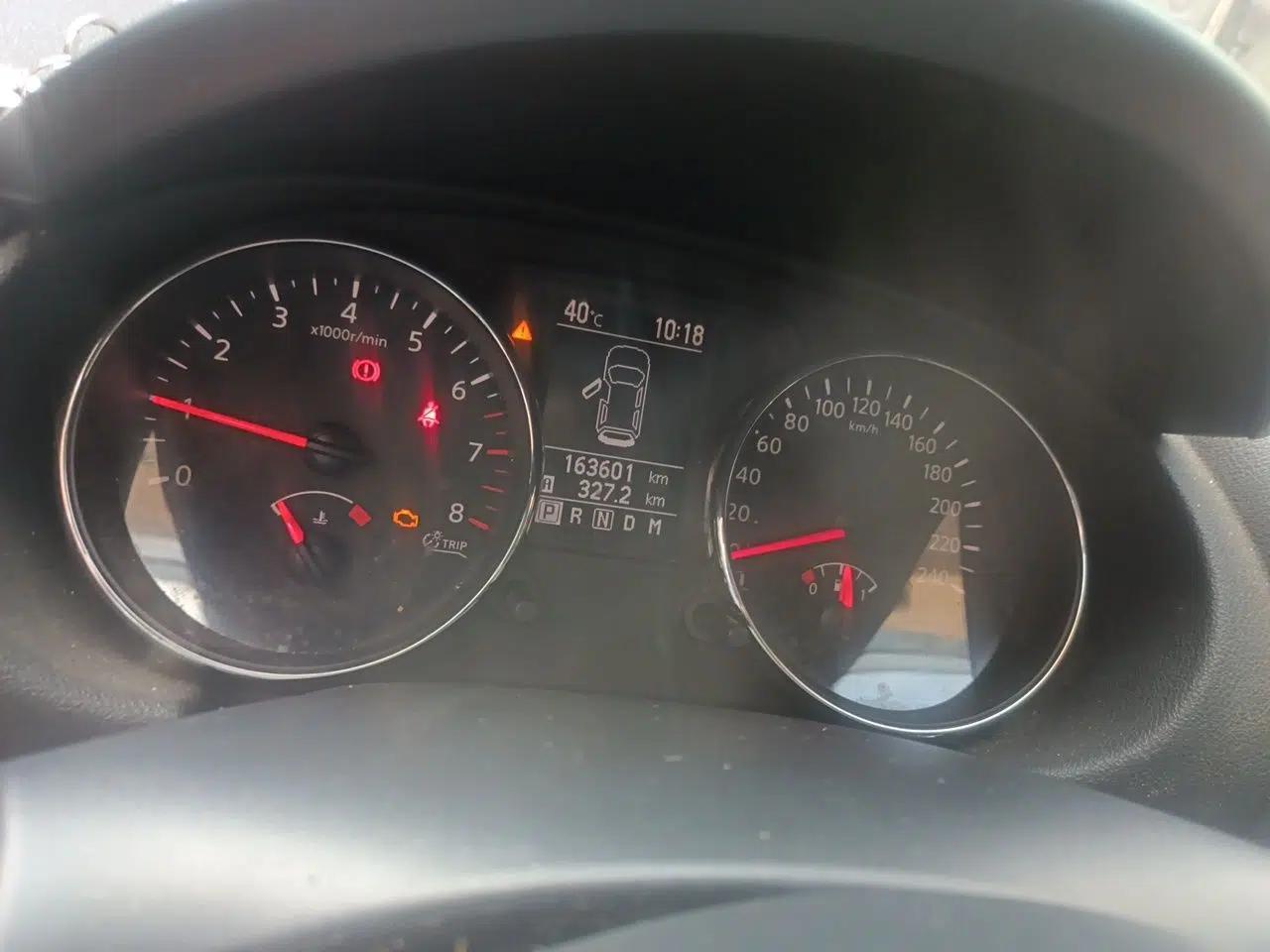 Nissan Qashqai 2011 2.0 XL Fire CVT 2WD — миниатюра 11