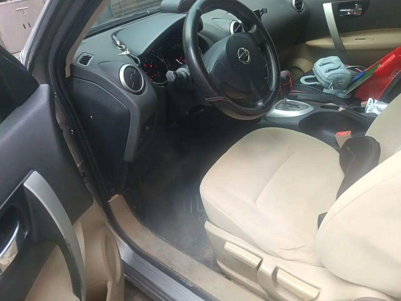 Nissan Qashqai 2011 2.0 XL Fire CVT 2WD — миниатюра 16