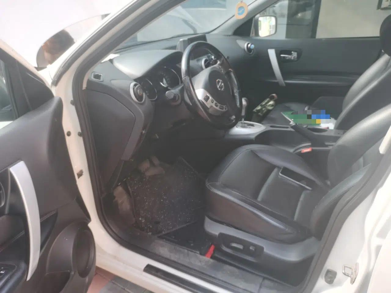Nissan Qashqai 2015 2.0 XV Coolray CVT 2WD — миниатюра 16