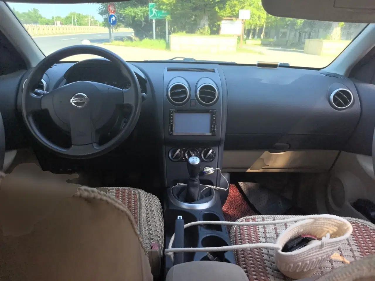 Nissan Qashqai 2012 2.0 XL Fire 6MT 2WD — миниатюра 9