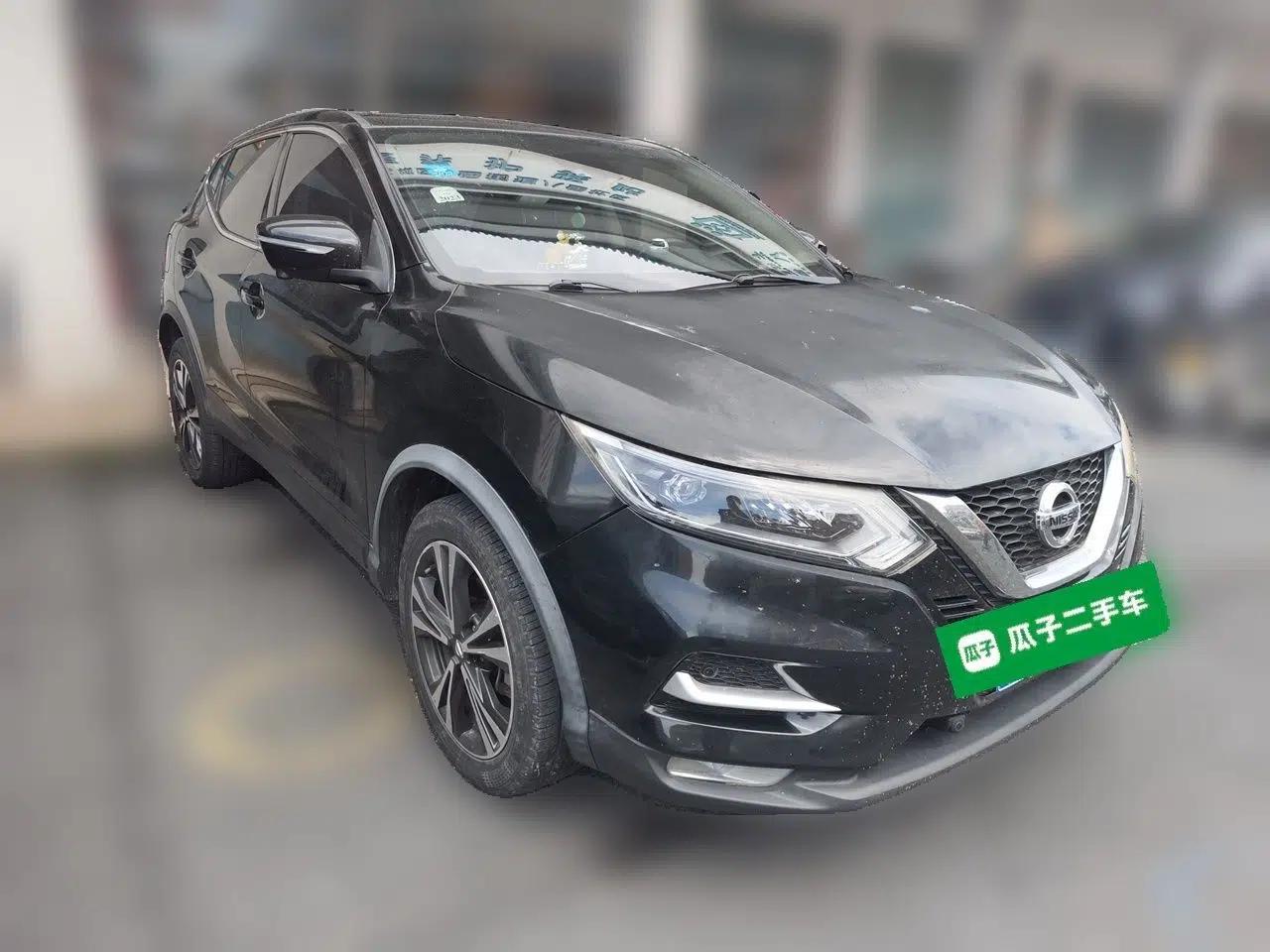 Nissan Qashqai 2021 2.0L CVT Luxury Edition — миниатюра 3