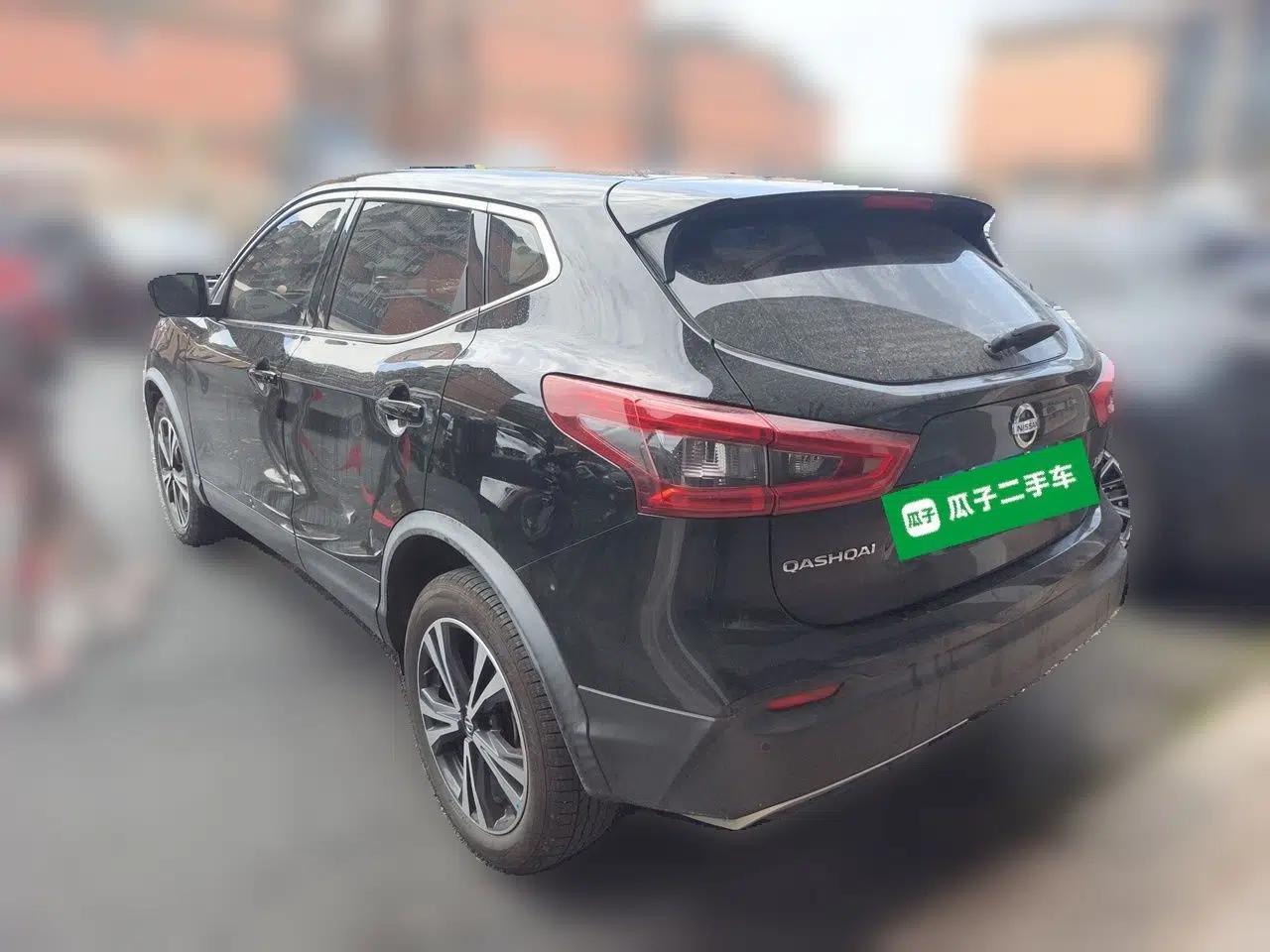 Nissan Qashqai 2021 2.0L CVT Luxury Edition — миниатюра 4