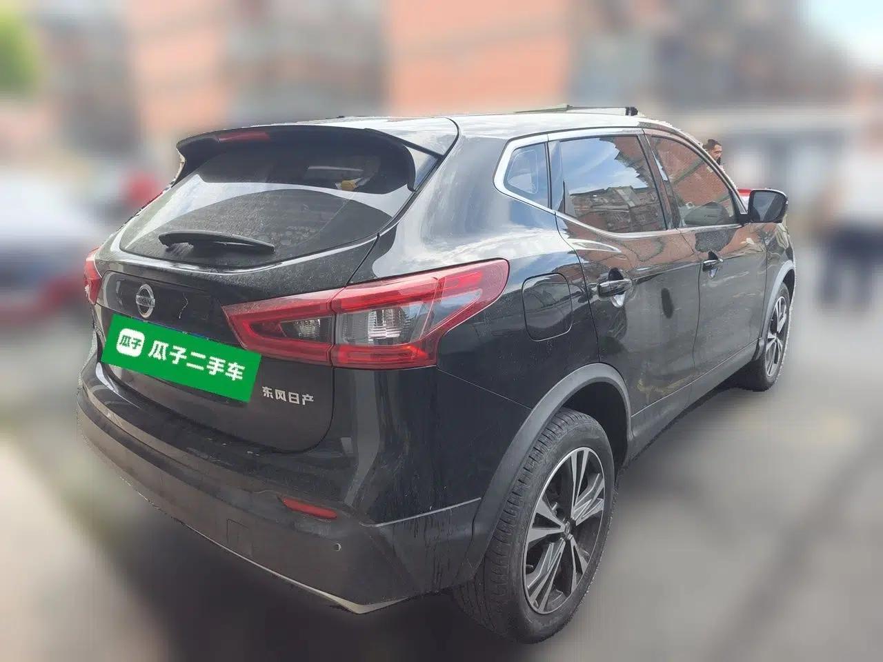 Nissan Qashqai 2021 2.0L CVT Luxury Edition — миниатюра 6