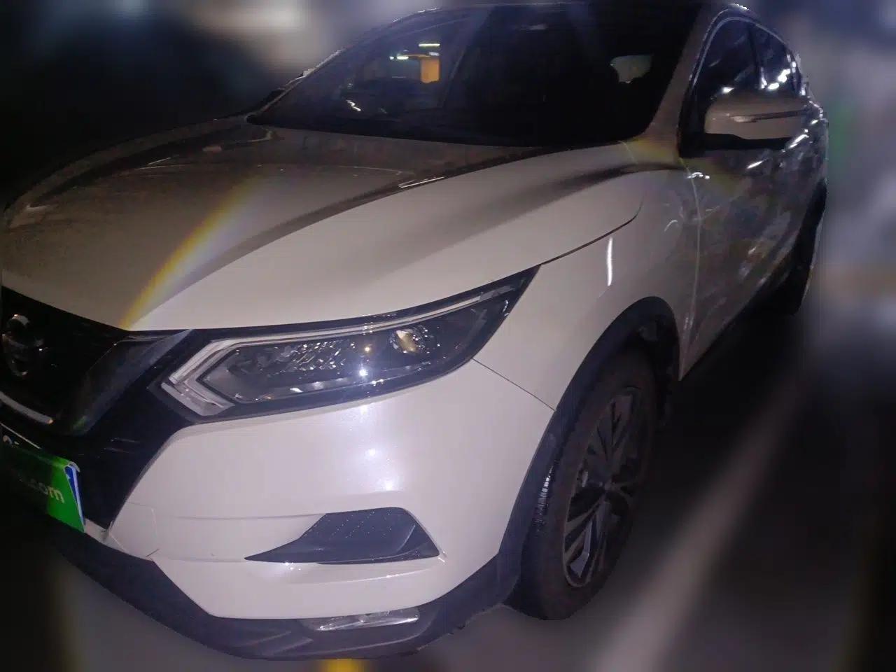 Nissan Qashqai 2019 2.0L CVT Luxury Edition — миниатюра 1