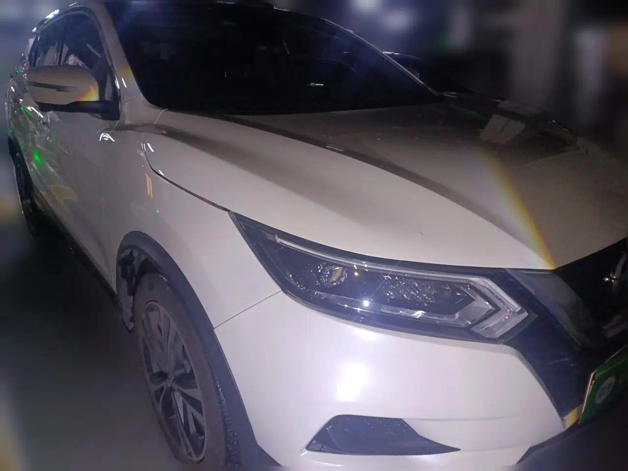 Nissan Qashqai 2019 2.0L CVT Luxury Edition — миниатюра 3