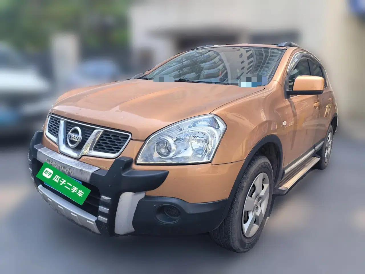 Nissan Qashqai 2012 1.6XE Wind 5MT 2WD — миниатюра 1