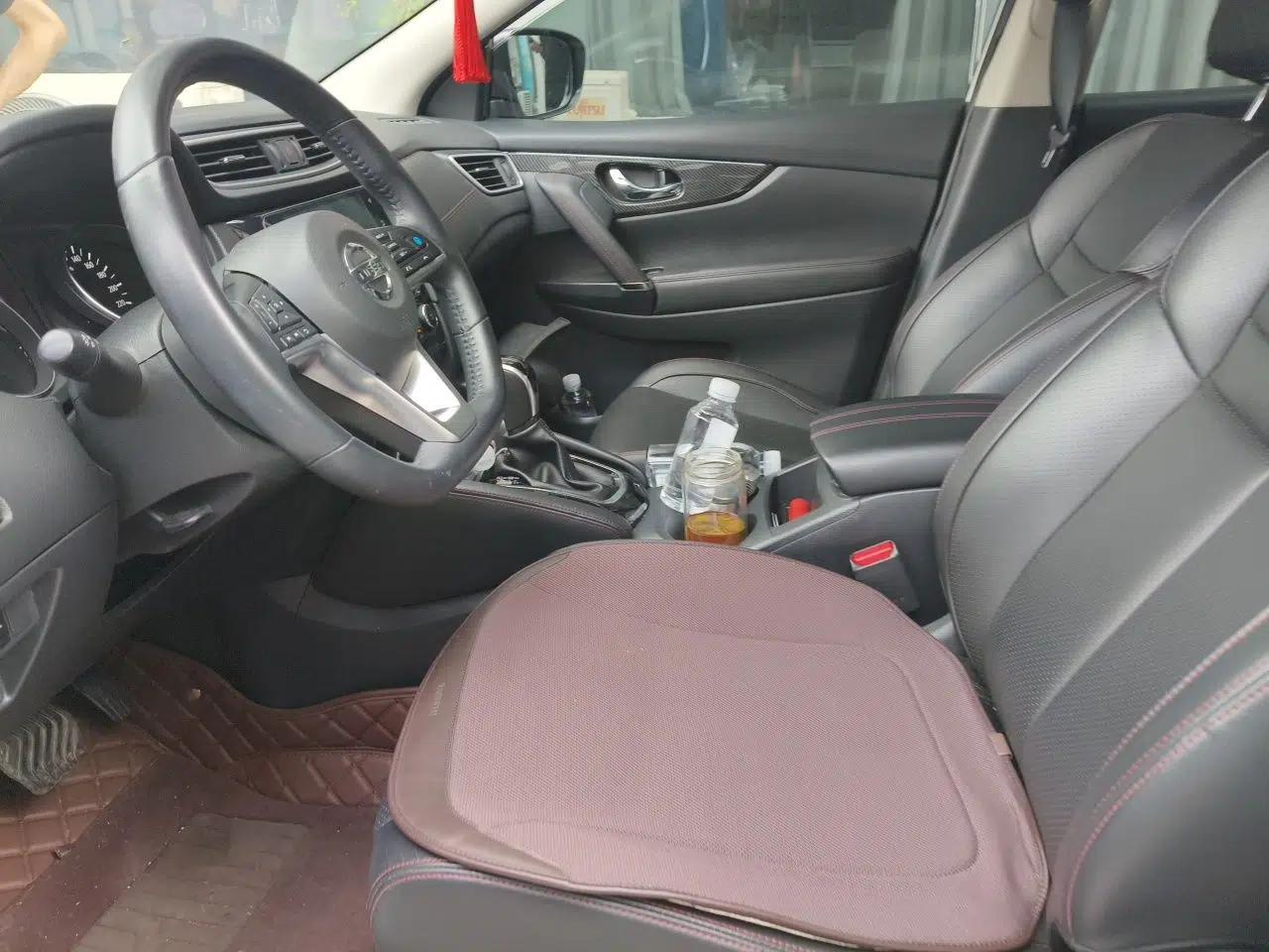 Nissan Qashqai 2021 2.0L CVT Luxury Navigation Edition — миниатюра 15