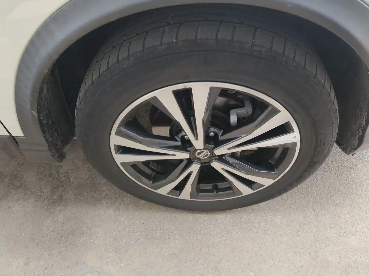 Nissan Qashqai 2021 2.0L CVT Luxury Navigation Edition — миниатюра 8